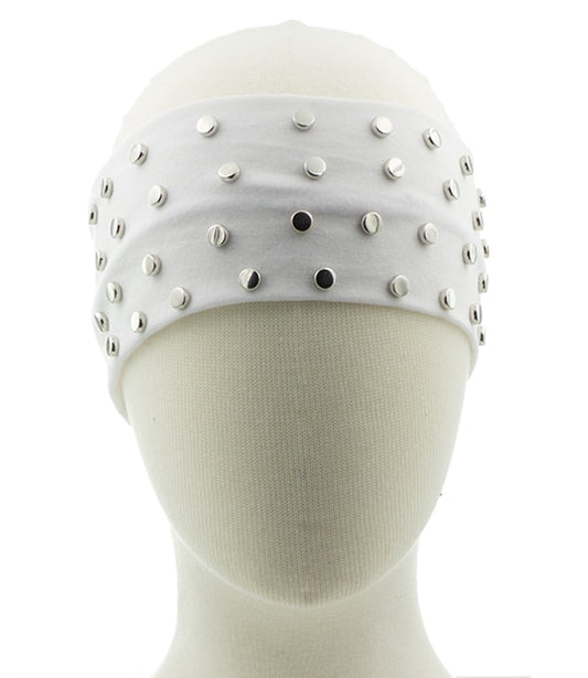 Haarband kleine studs wit op een model hoofd
