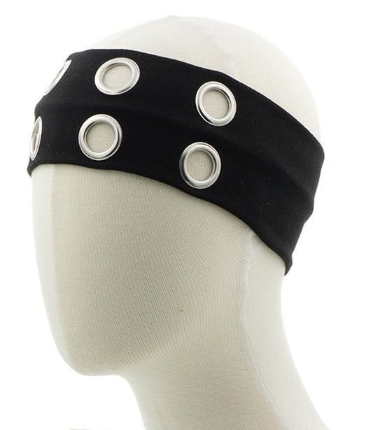 Haarband grote studs zwart op een model hoofd