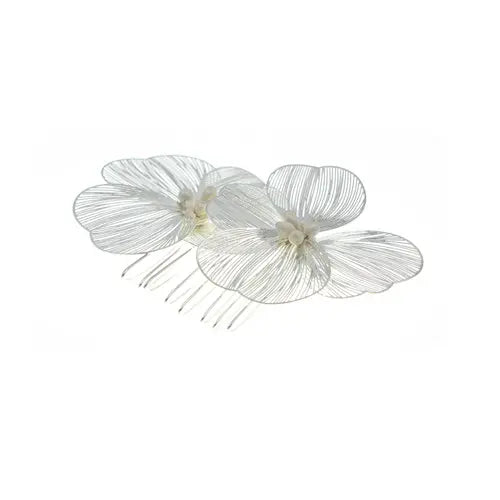 Haarkam twee bloemen zilverkleurig