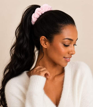 Scrunchie fluffy roze